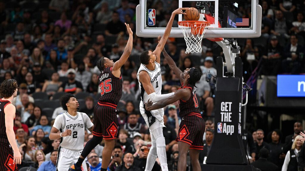 Wemby posts 3rd-fastest double-double since '97