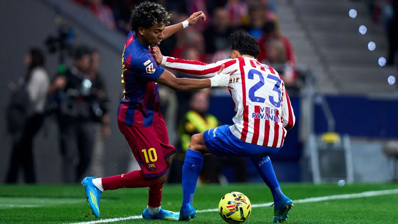 Barcelona vs Atlético Madrid: TV channel, kick-off time, live stream, referee, injury and team news