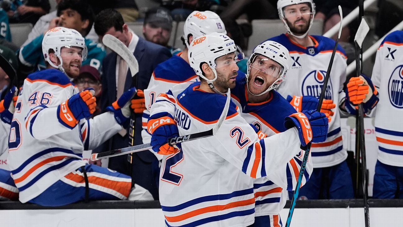 McDavid nets hat trick, 5-point night for Oilers