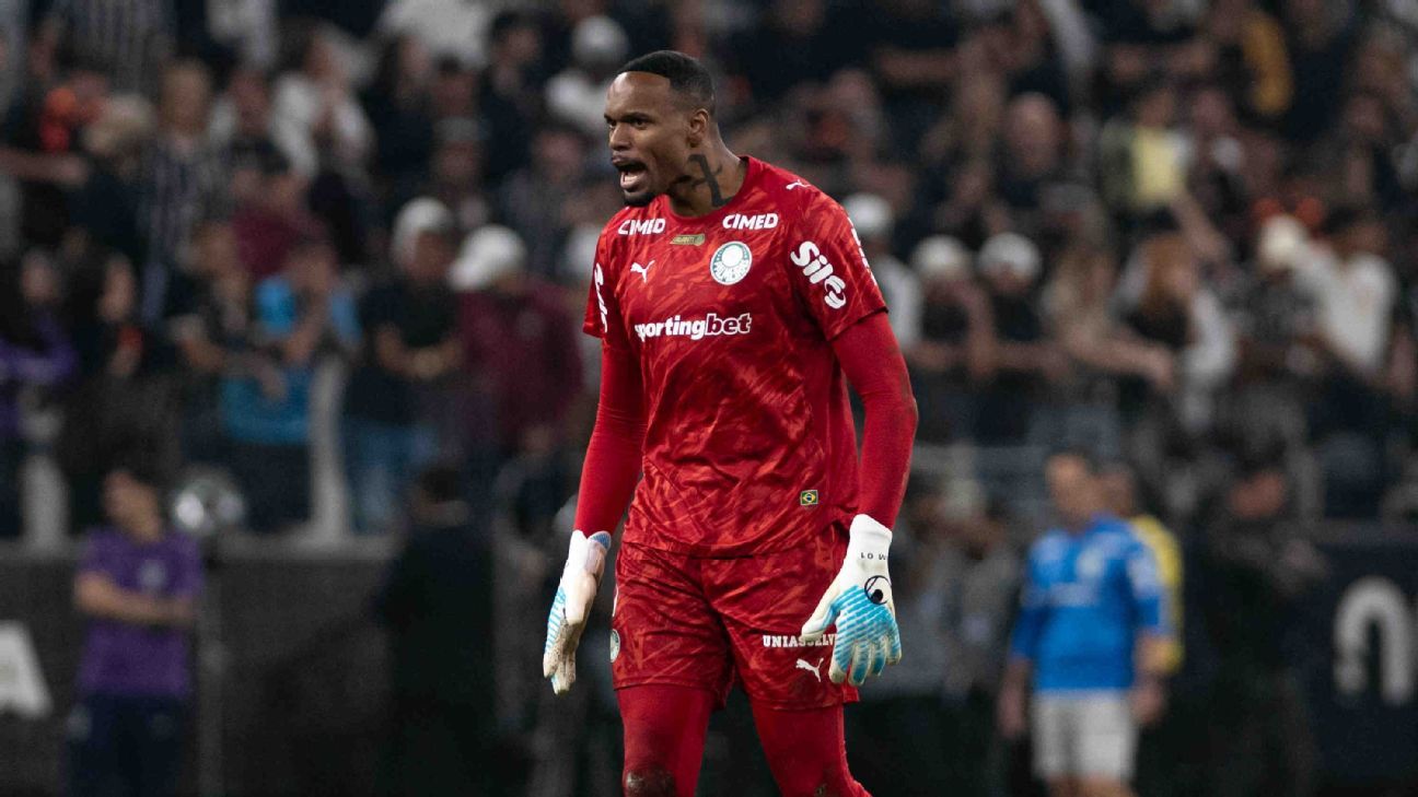 Carlos Miguel é vítima de injúria racial feita por torcedor, e Corinthians promete identificar autor de ato na Neo Química Arena