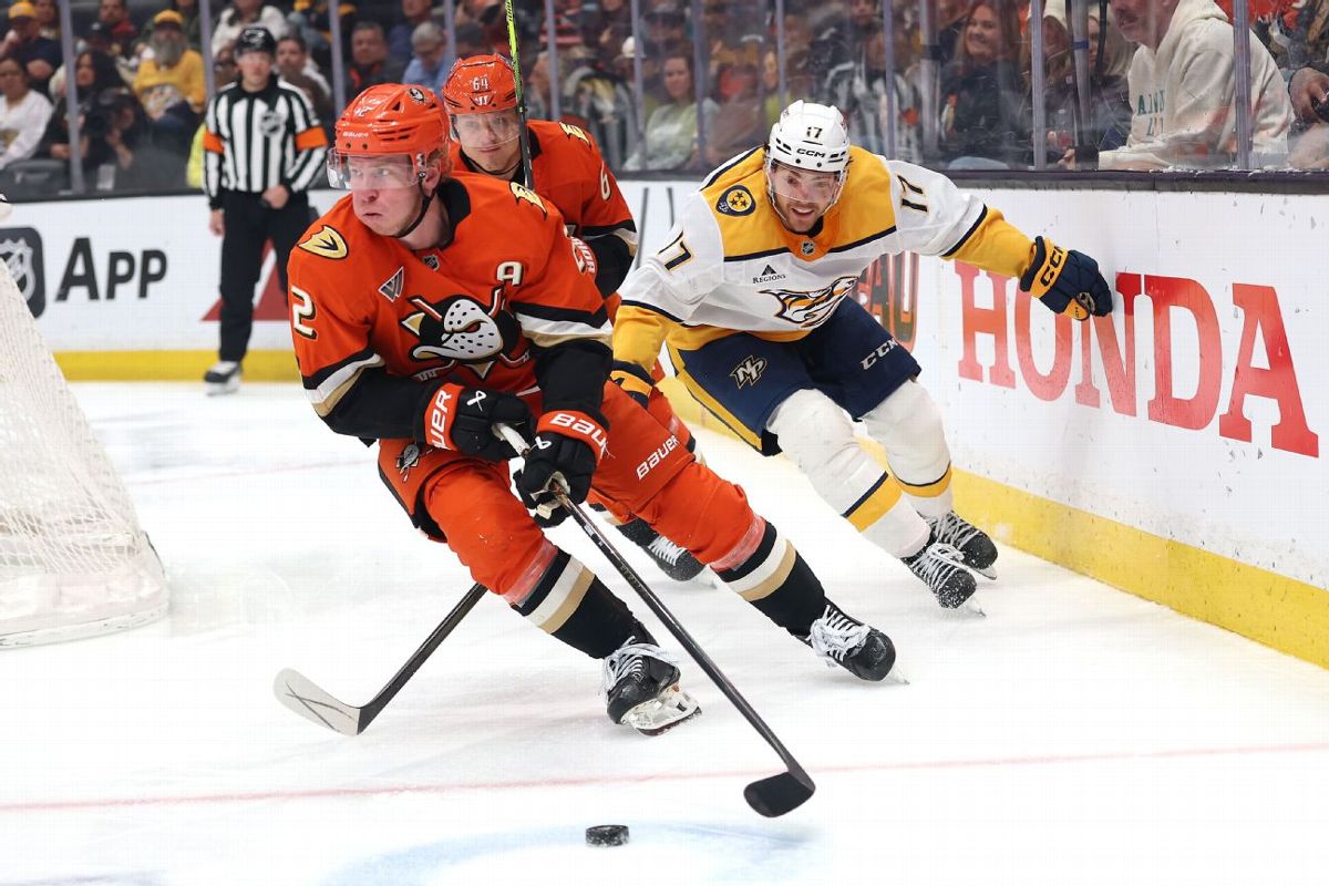 NHL playoff watch: What's at stake on the season's final day