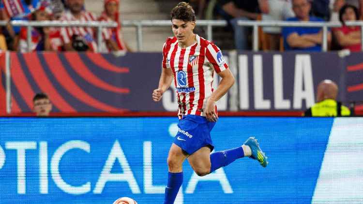 स्थानांतरण अफवाहें, समाचार: आर्सेनल ने अल्वारेज़ के लिए रुचि जारी रखी