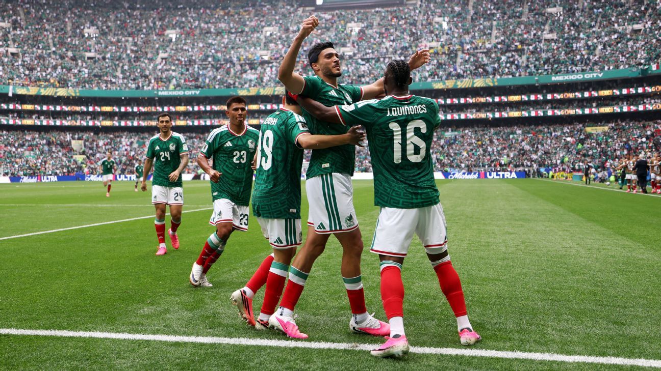 M&eacute;xico vence &Aacute;frica do Sul em abertura da Copa do Mundo com 'ol&eacute;' no primeiro  minuto e tr&ecirc;s expuls&otilde;es - ESPN