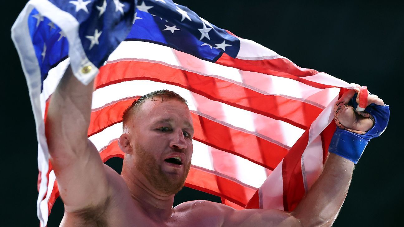Gaethje stops Topuria in R4 to win undisputed UFC lightweight title