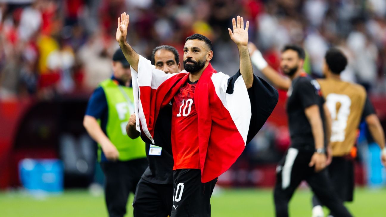 Salah nas ruas: dança histórica em Vancouver — photo: ESPN Brasil Futebol