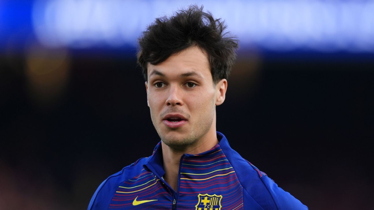 Barcelona's U.S. goalkeeper Diego Kochen joins Danish side on loan