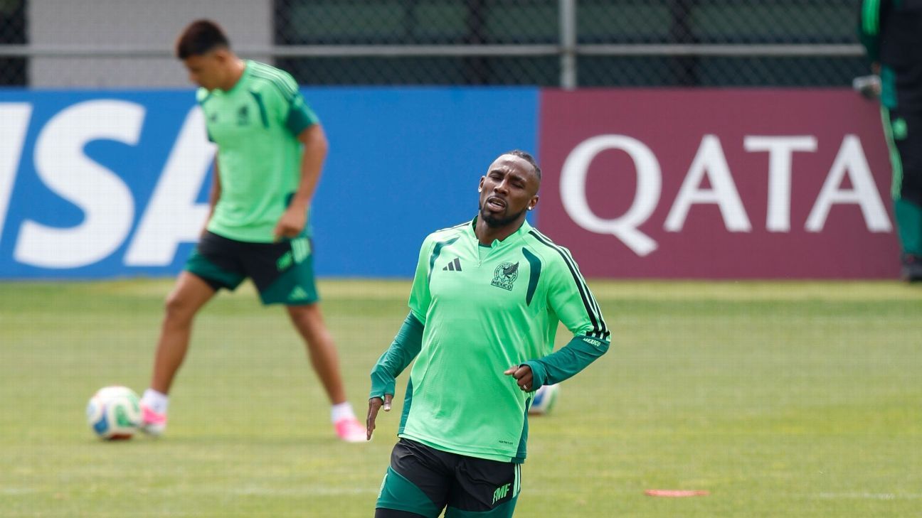 Aguirre: Azteca fans can get Mexico past Ecuador