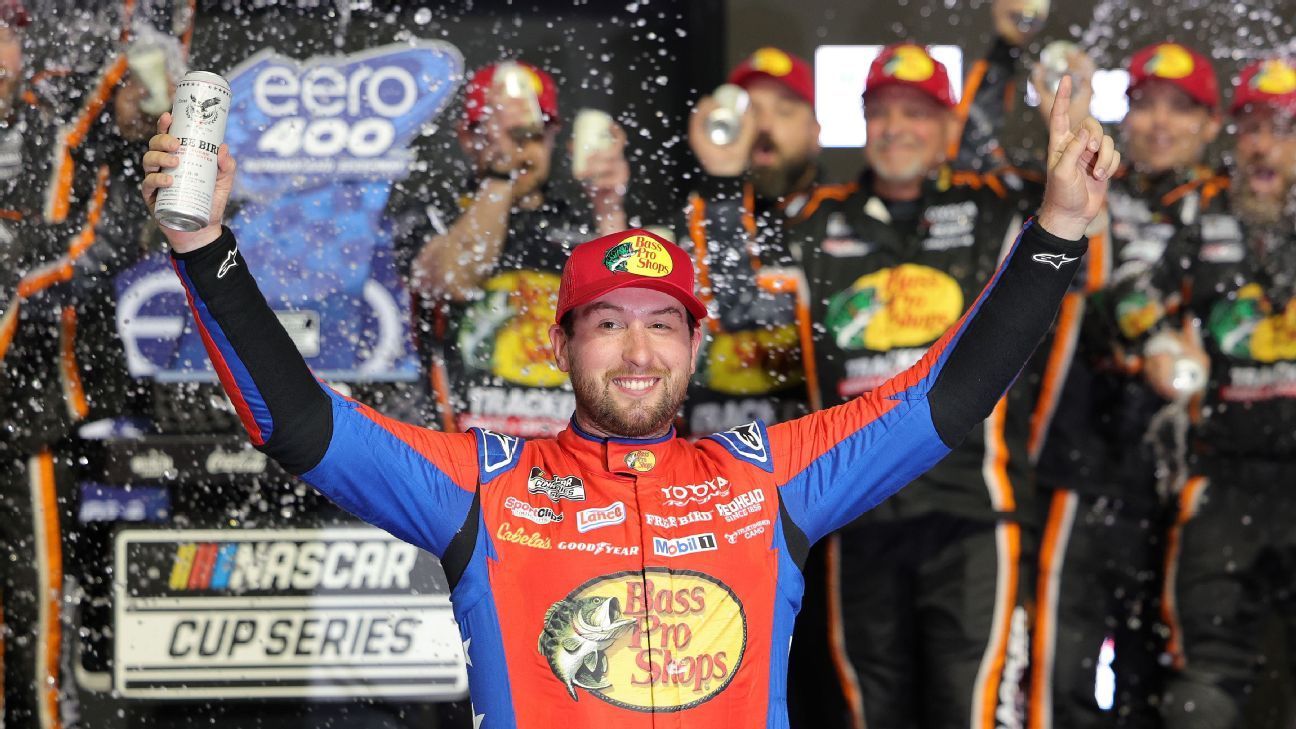 Ο Chase Briscoe κερδίζει στο NASCAR επιστροφή στο Chicagoland Speedway