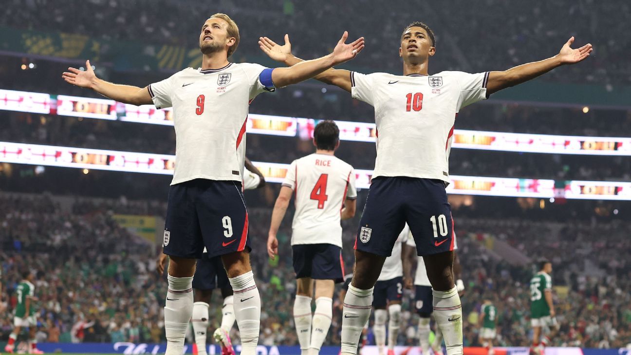 England Shocks Mexico, Advances in World Cup!