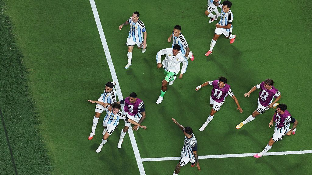 Argentina 3-1 Switzerland: Martinez, Alvarez win it late in extra time to set up England semifinal - as it happened