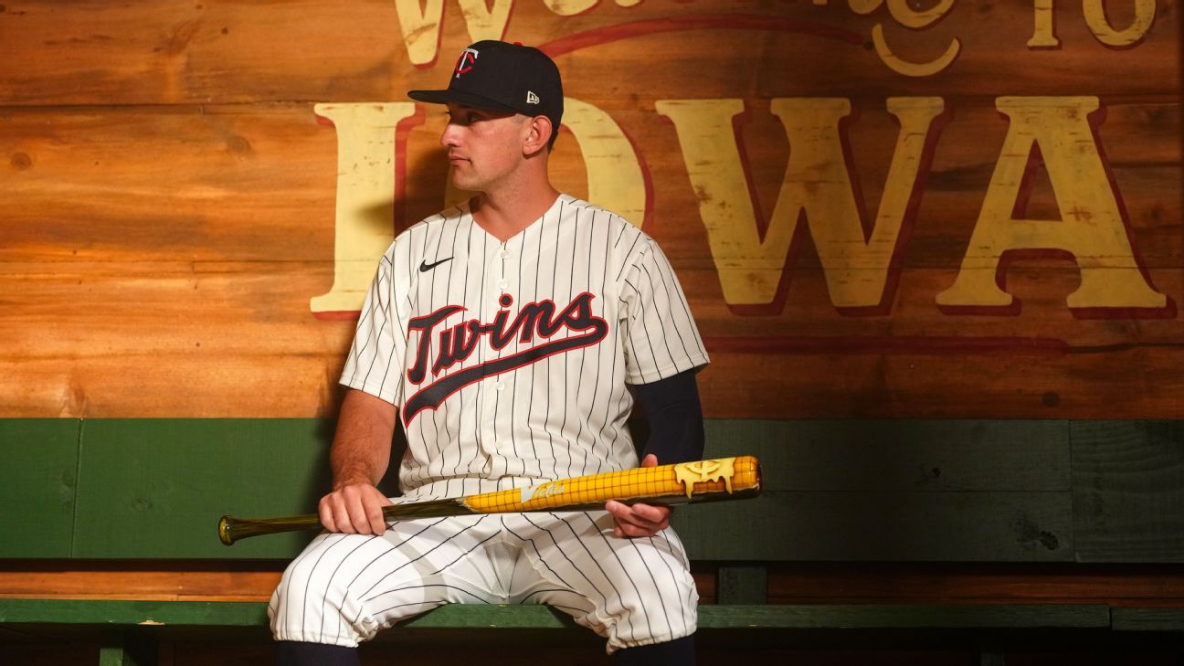 You Won’t Believe the Twins & Phillies’ Stunning Field of Dreams Uniforms You Won’t Believe the Twins & Phillies’ Stunning Field of Dreams Uniforms