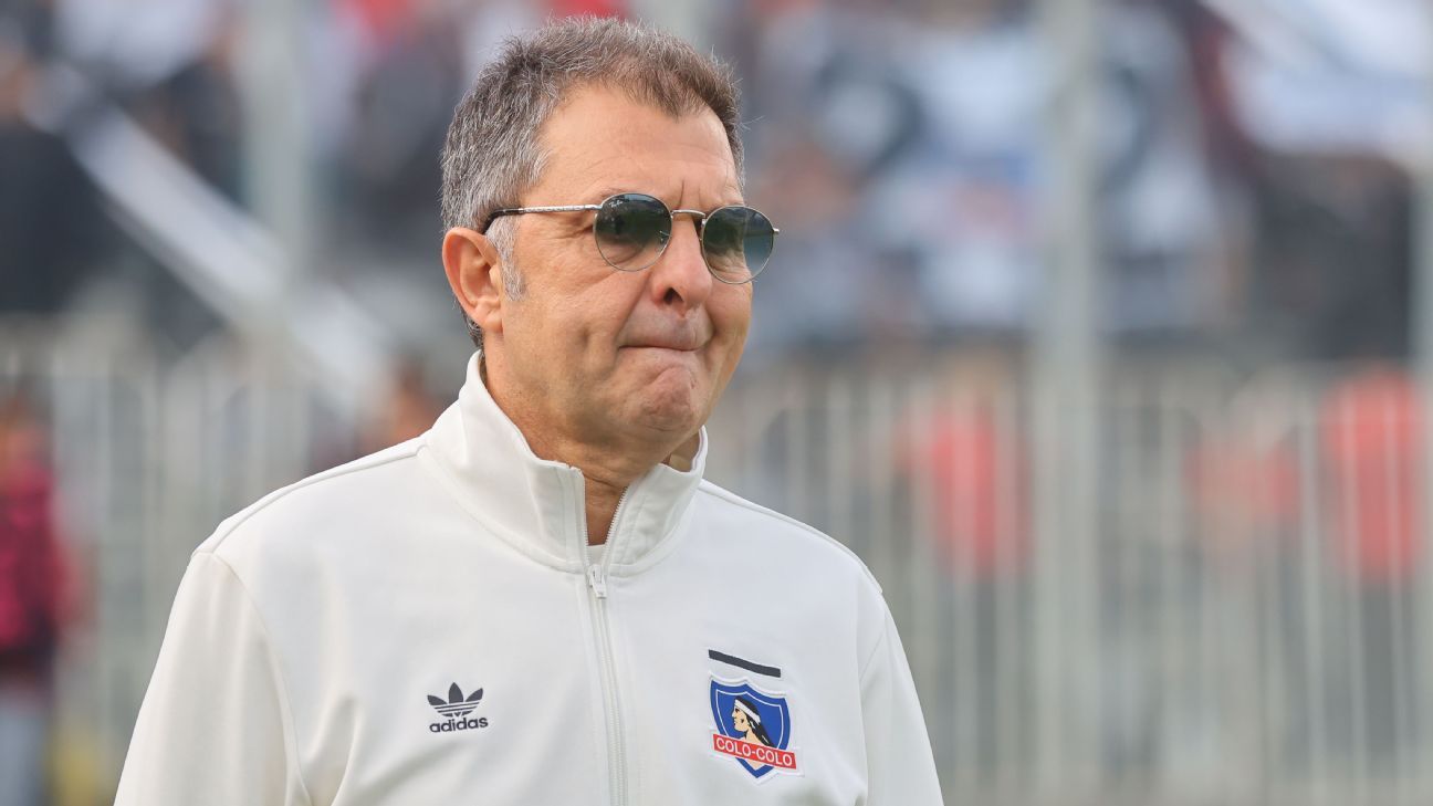 Aníbal Mosa por fichajes en Colo Colo: "Trabajamos en reforzar el equipo, pero de forma inteligente" - ESPN