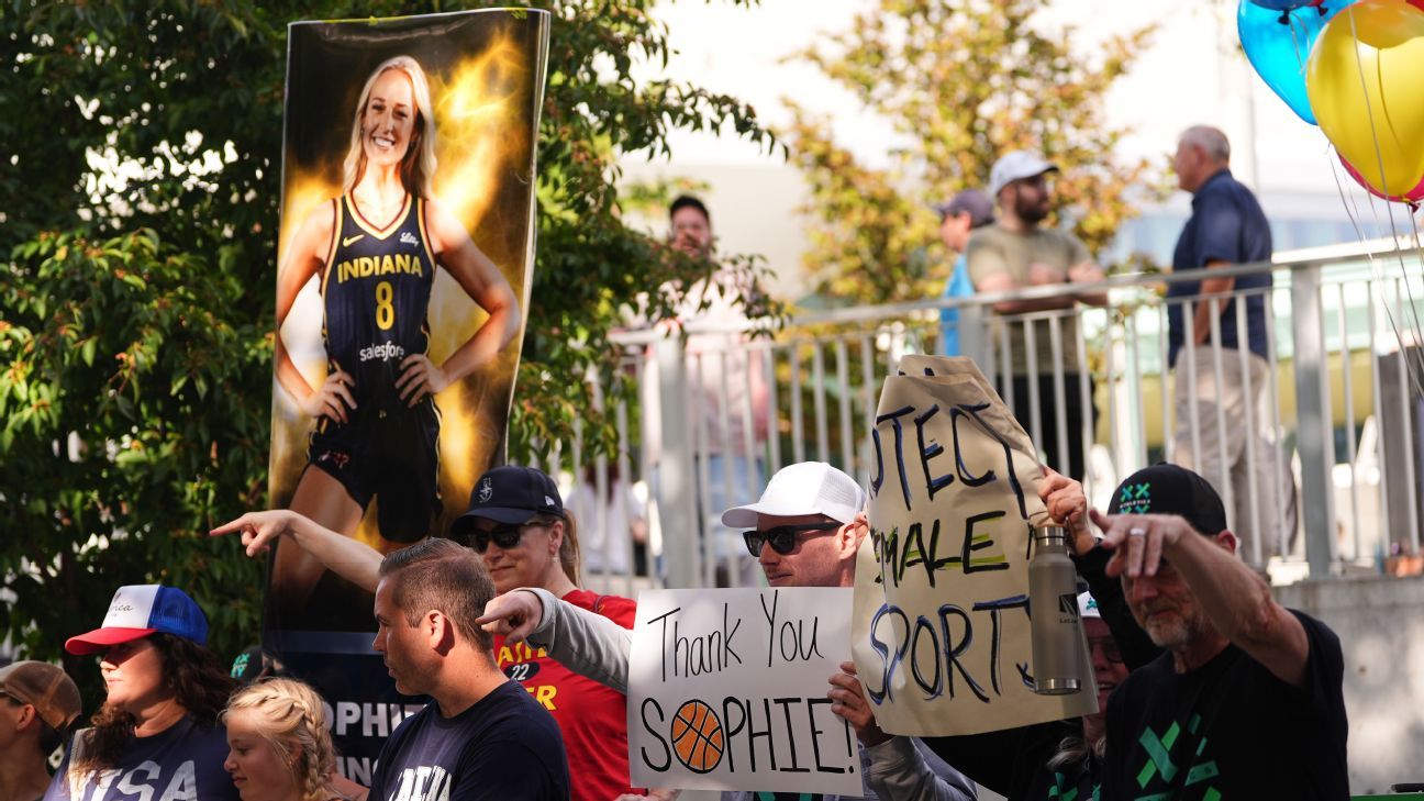 Fever avoid addressing pro-Cunningham rally