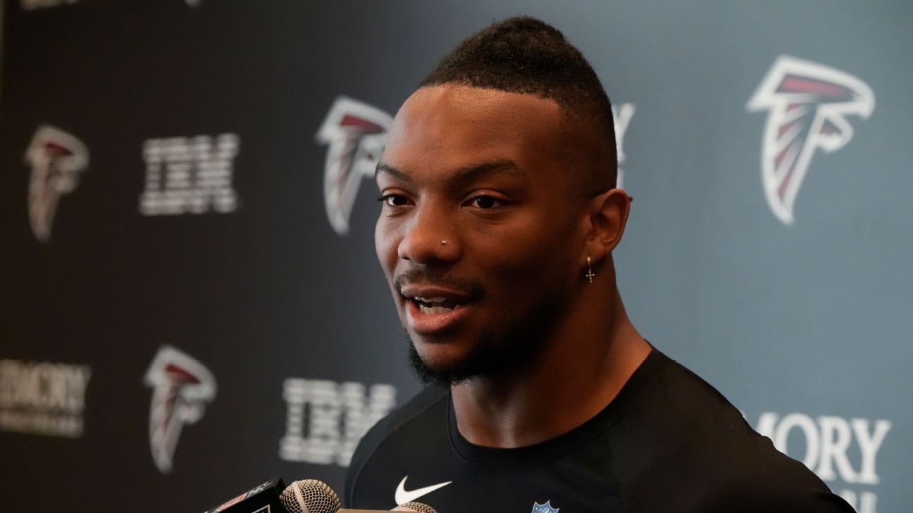 Tracking NFL preseason hold-ins: Robinson, Gibbs, Vea and Tuipulotu