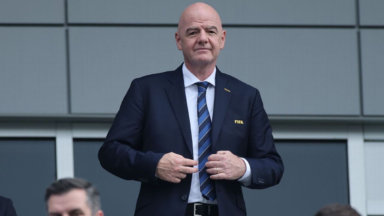 UEFA stands by WC boycott plan despite apology