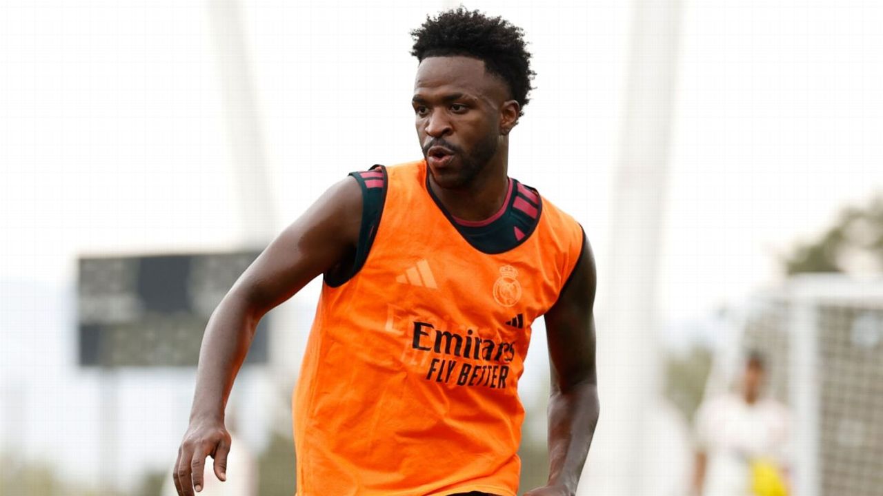 Inside how Vinícius Júnior signed new Real Madrid contract