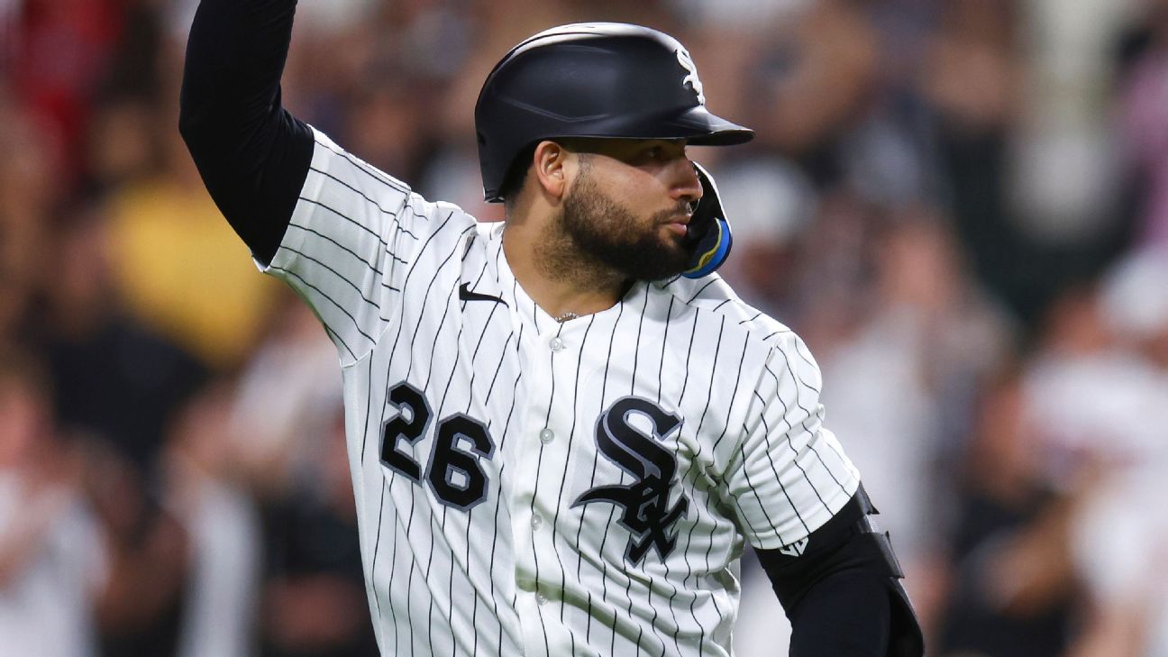 White Sox recall catcher Quero with Bart on IL