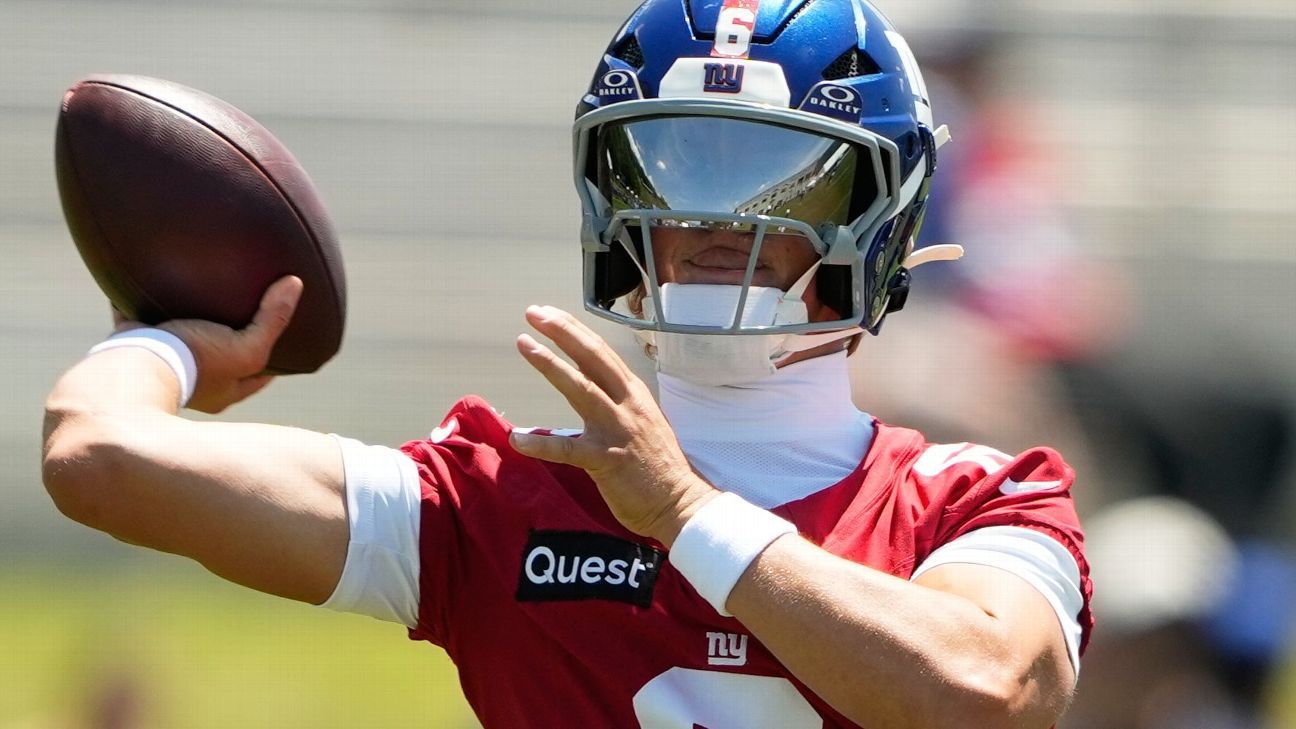 Dart's slide receives rave reviews at Giants camp