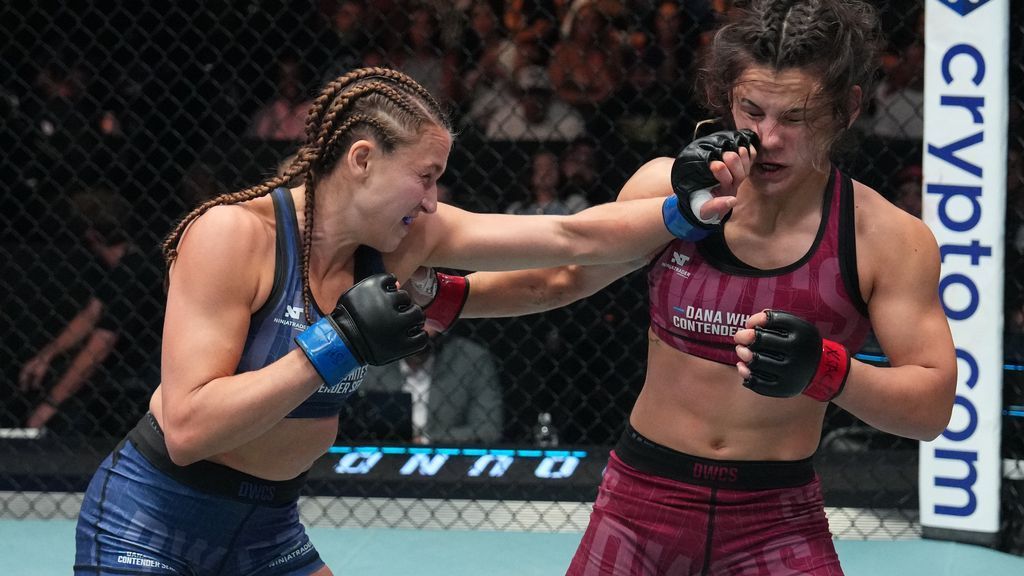 Apodaca stuns MMA prodigy Mir to earn UFC deal