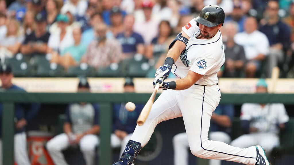 Cal Raleigh Hits 18th Homer to Tie Seattle Record for Consecutive Long Balls