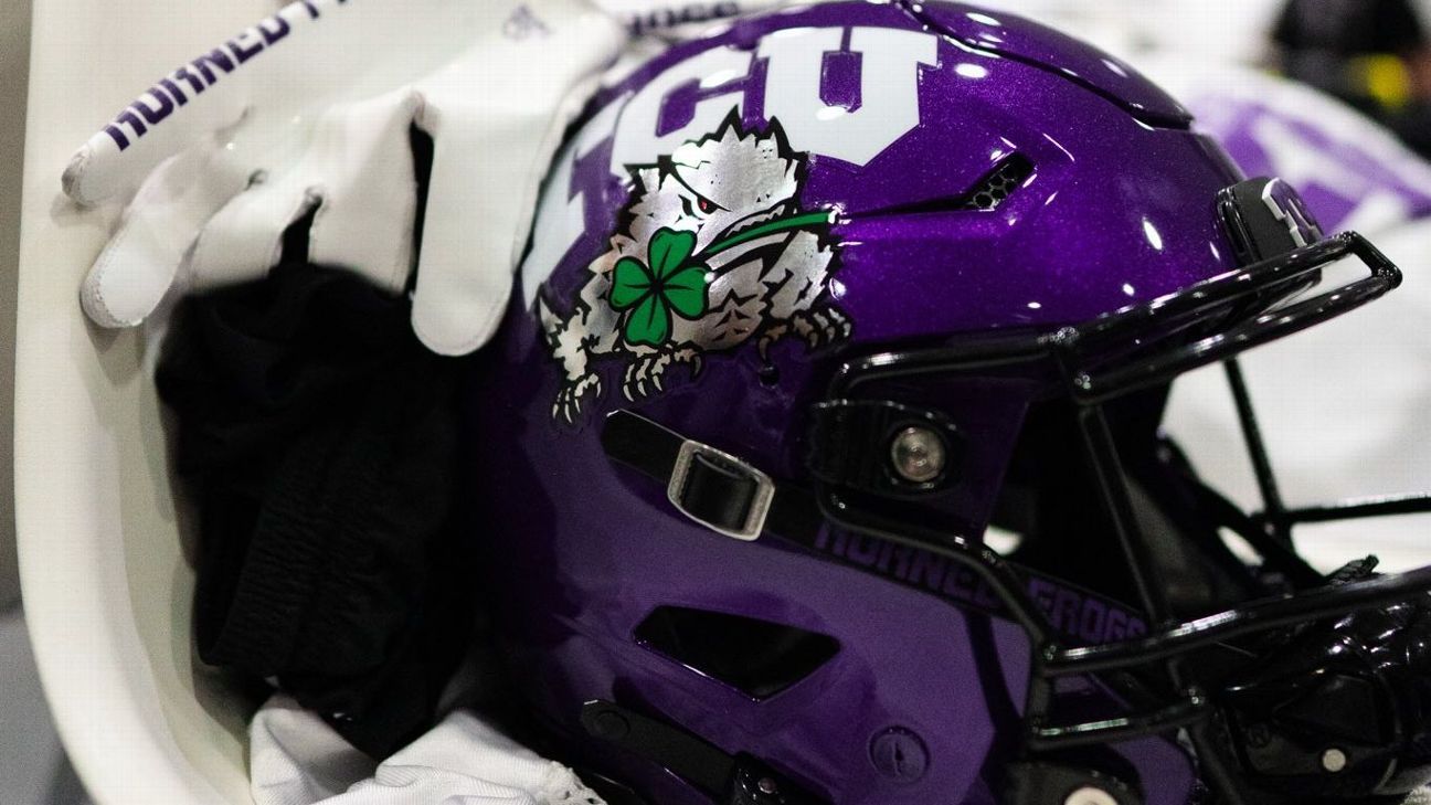 TCU's shamrock frog helmets lead best uniforms from college football Week 0