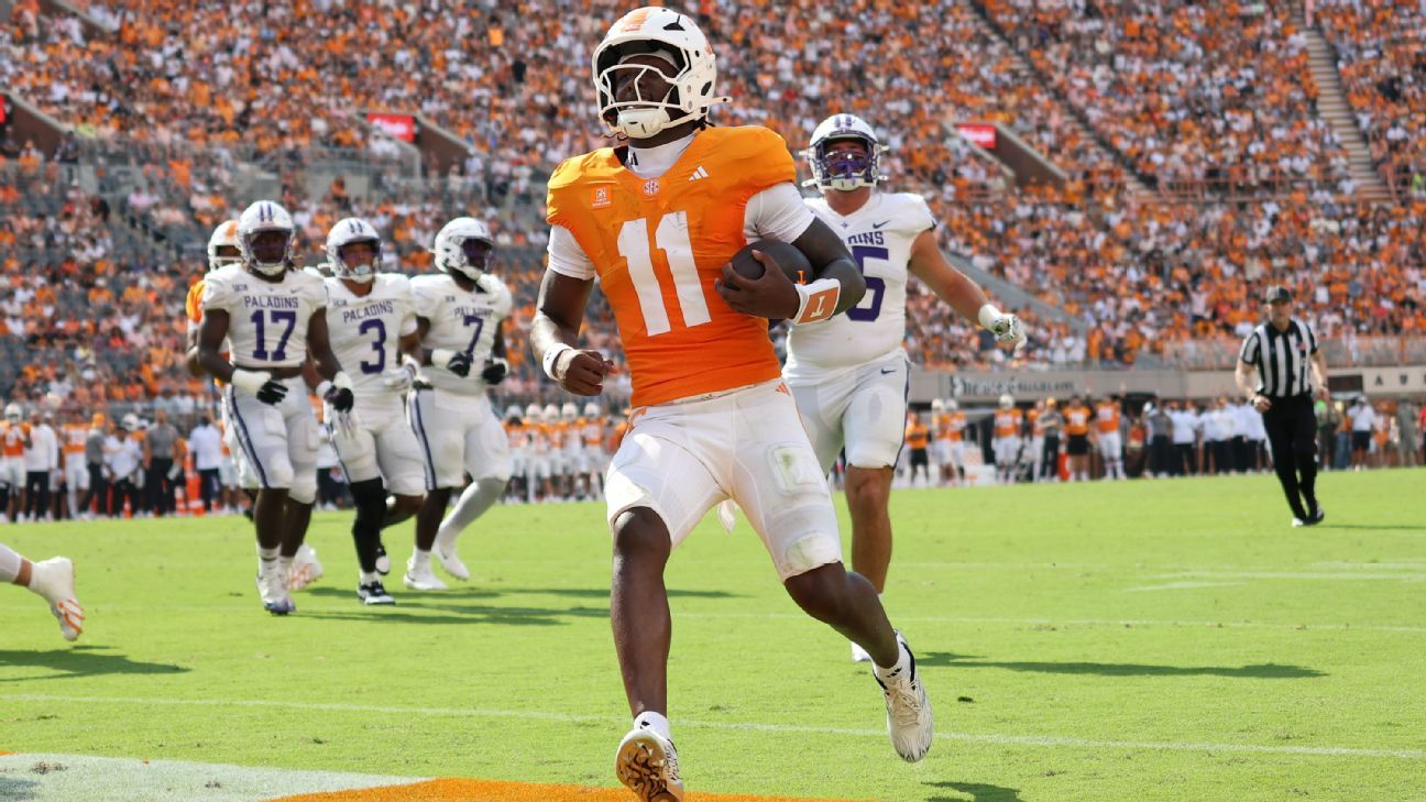 Brandon or MacIntyre? Vols undecided at QB vs. Alabama