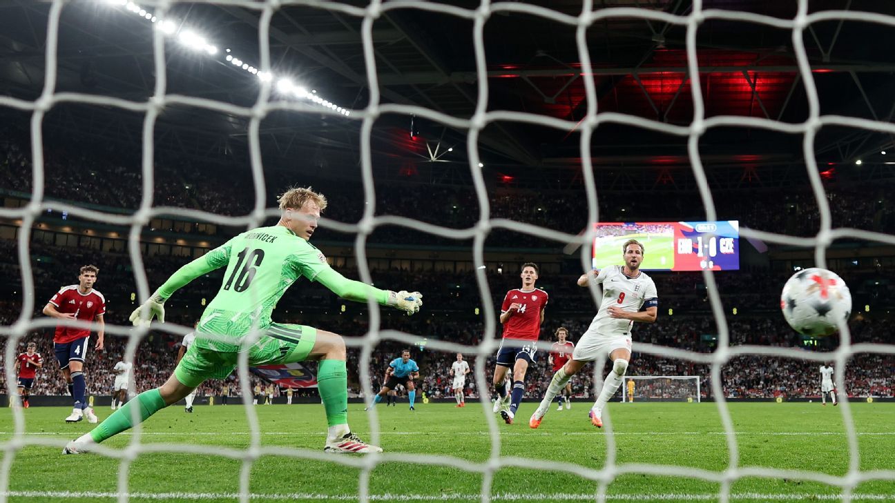 Kane eyeing 100th goal after tying cap record