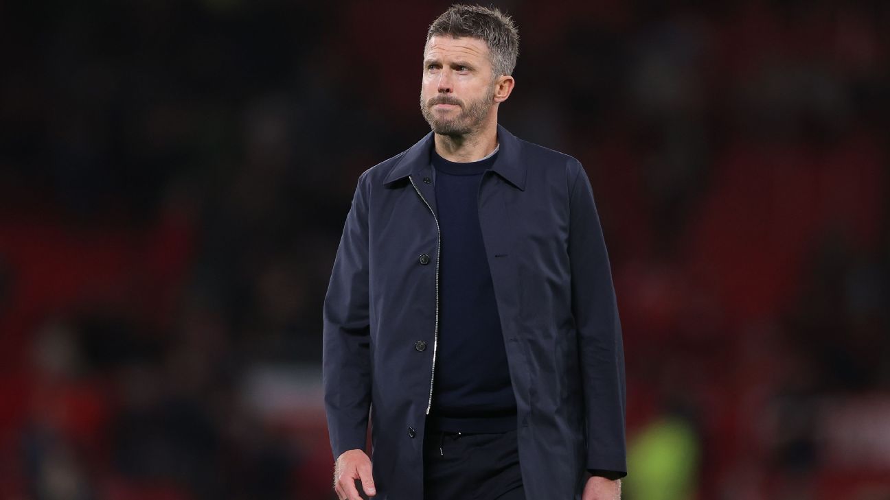 Carrick: Utd future questions 'not important'