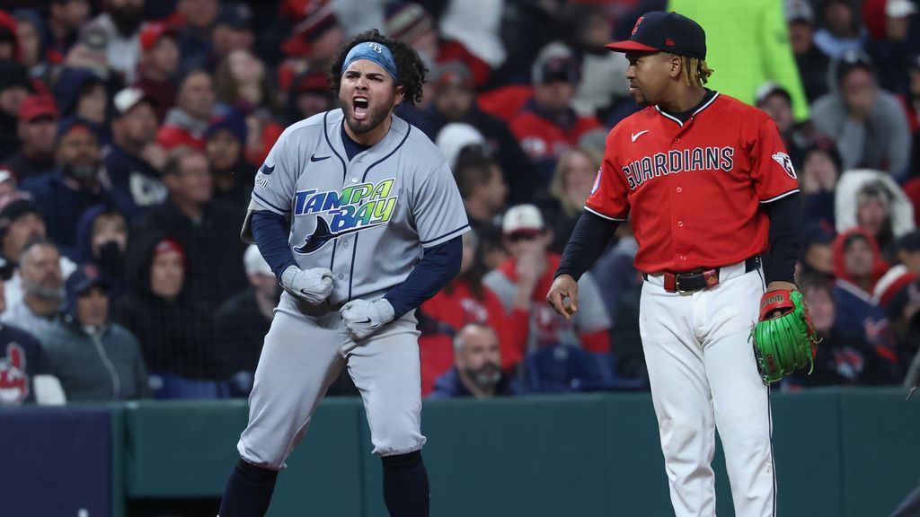 Rays capitalize on Guardians' errors to even ALCS at 2-2