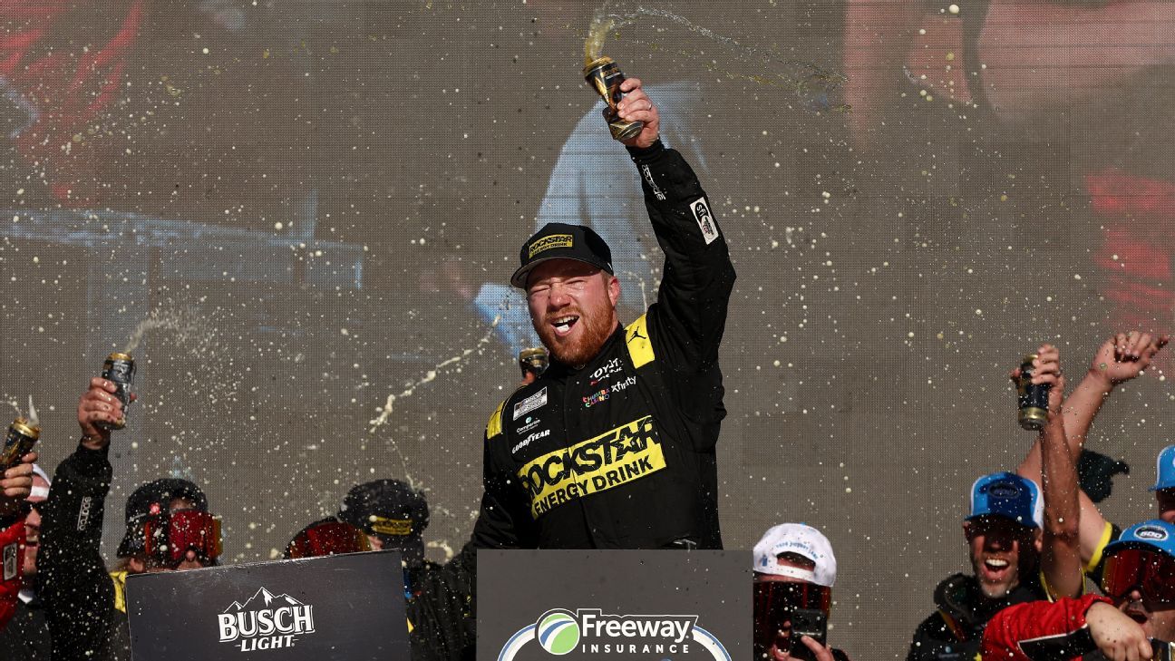 Tyler Reddick wins at Phoenix and cuts championship deficit