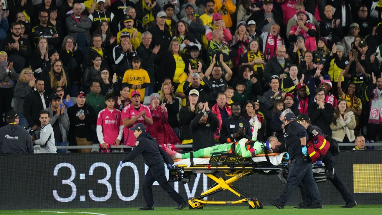 St. Louis GK Bürki stretchered off after collision in Open Cup final