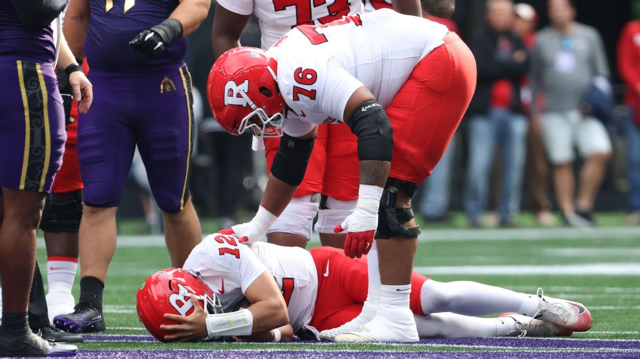 Rutgers QB Lonergan exits with apparent head injury