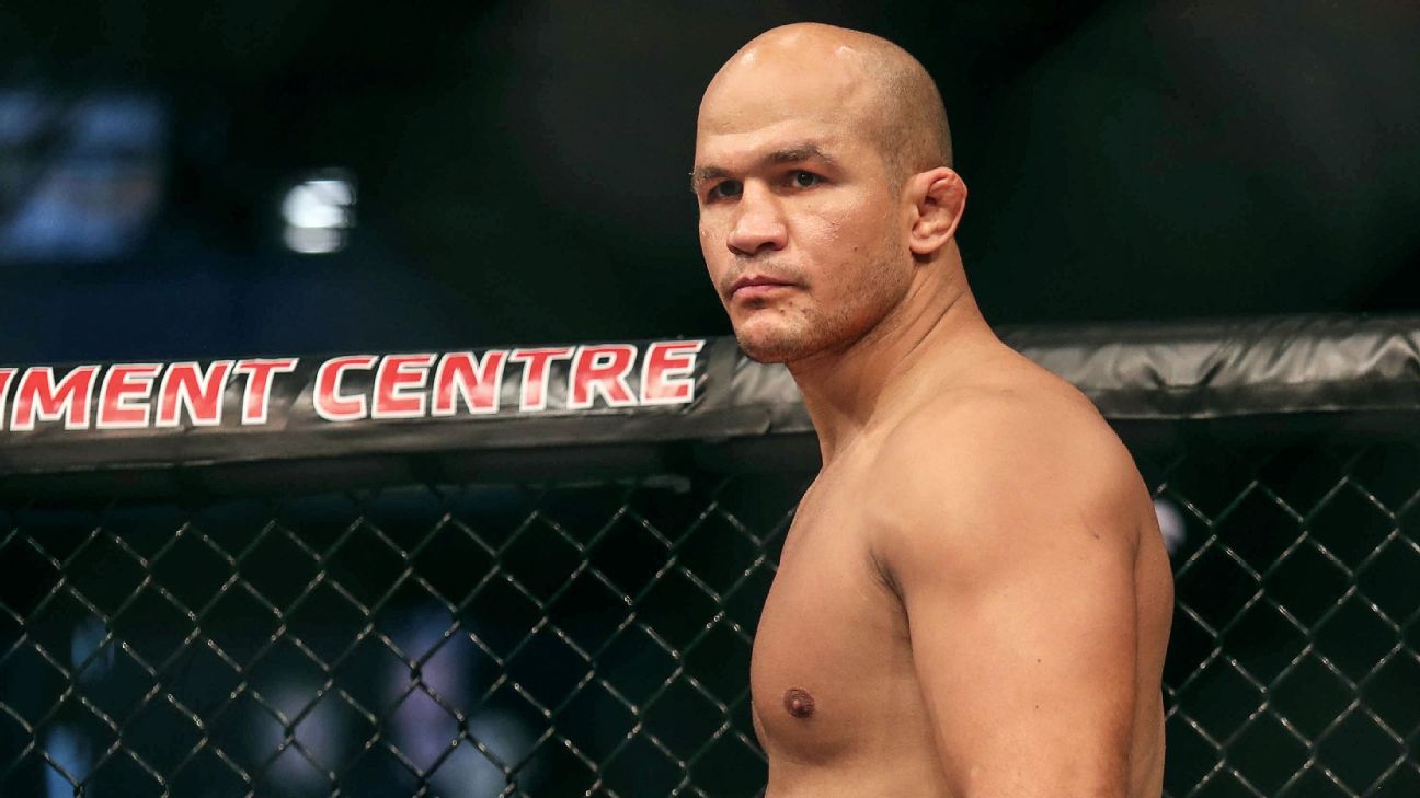 Junior dos Santos, ancien champion des poids lourds de l’UFC, fera ses débuts à l’Eagle FC le 20 mai