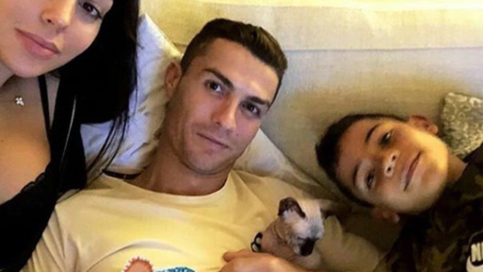 Cristiano Ronaldo sent his private jet to Spain to be treated