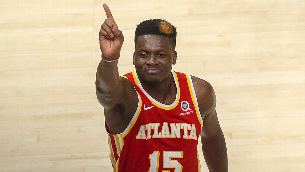 <div>Capela out 1-2 weeks as Hawks' injury woes grow</div>