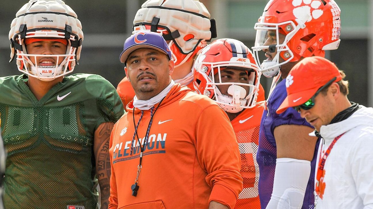 Virginia Cavaliers homing in on Clemson offensive coordinator Tony Elliott for head football coach, sources say