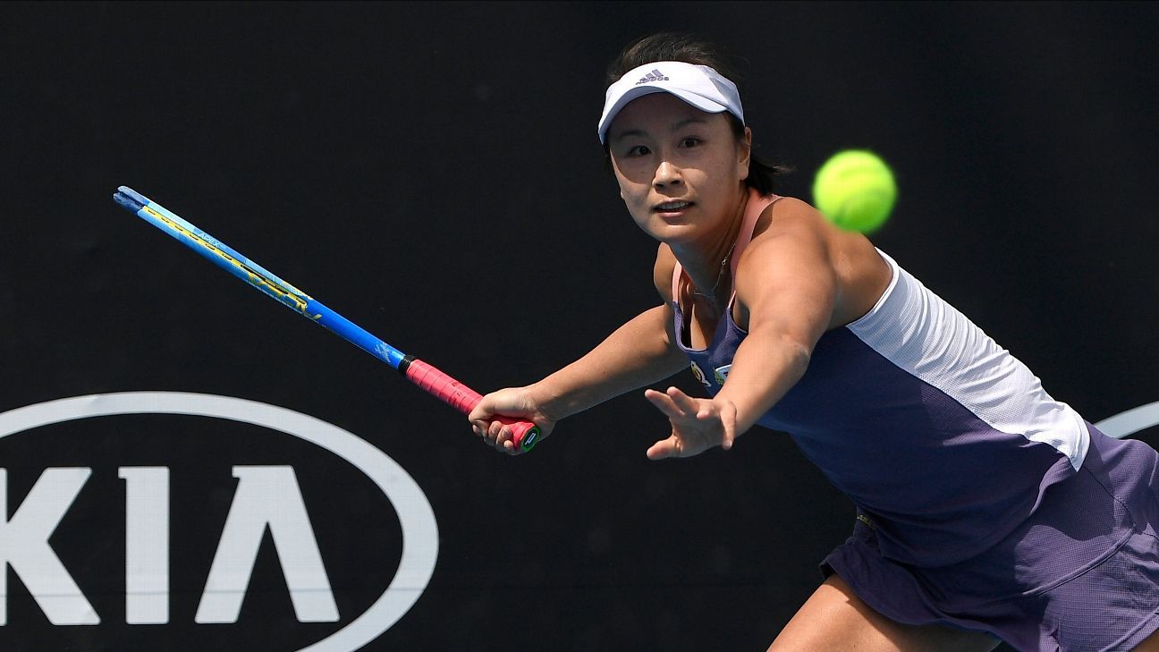 Apa yang kami ketahui tentang tuduhan penyerangan seksual pemain tenis Peng Shuai dan keberadaannya saat ini