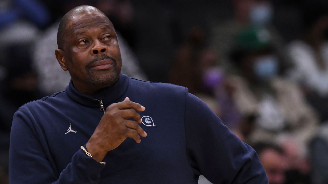 Patrick Ewing, Georgetown’da erkek basketbol koçluğu yapıyor