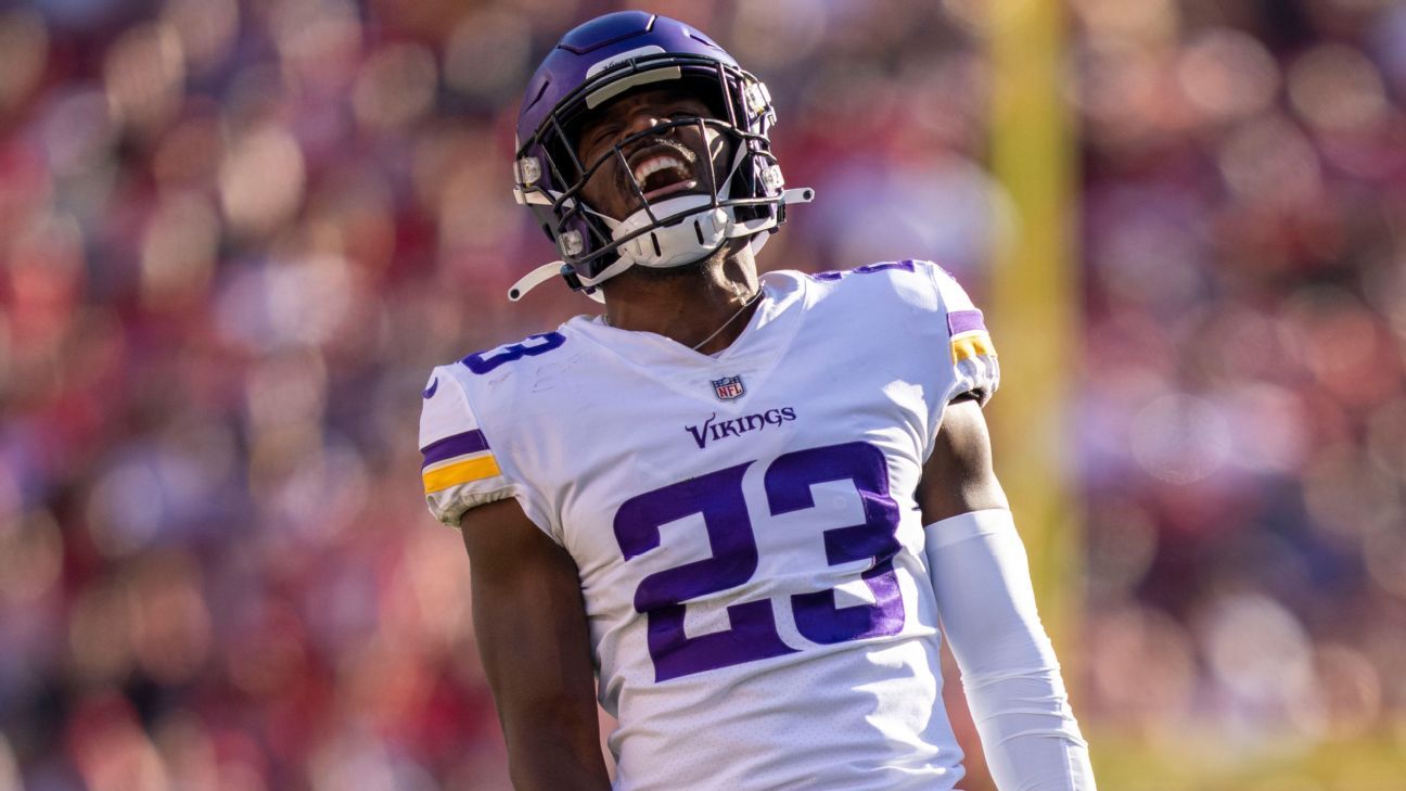 Source: Panthers welcome Vikings safety Woods