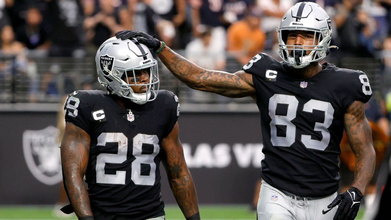 Josh Jacobs, Darren Waller not letting contract thoughts interfere – NFL Nation