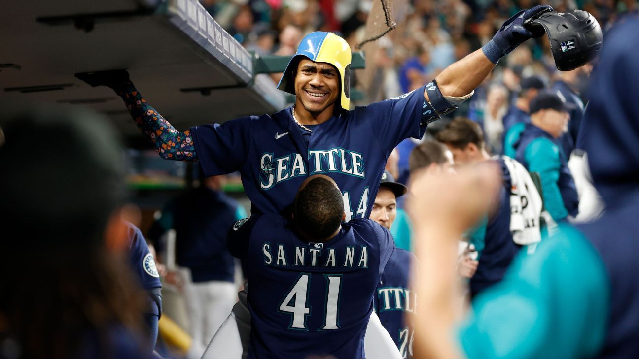 'Bet on me': How rookie Julio Rodriguez became the Mariners' 0 million man