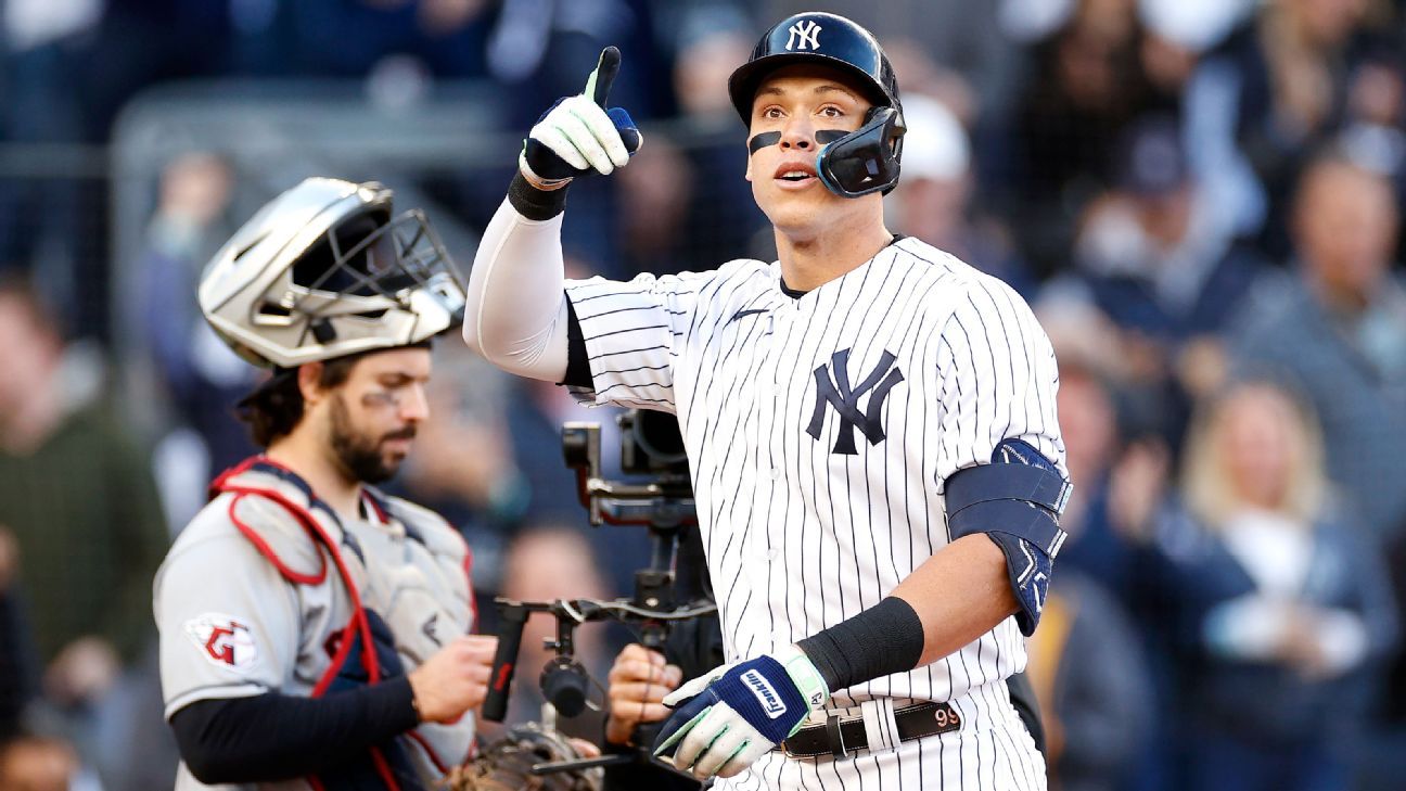 Stanton, Judge blasts carry Yankees to ALDS win