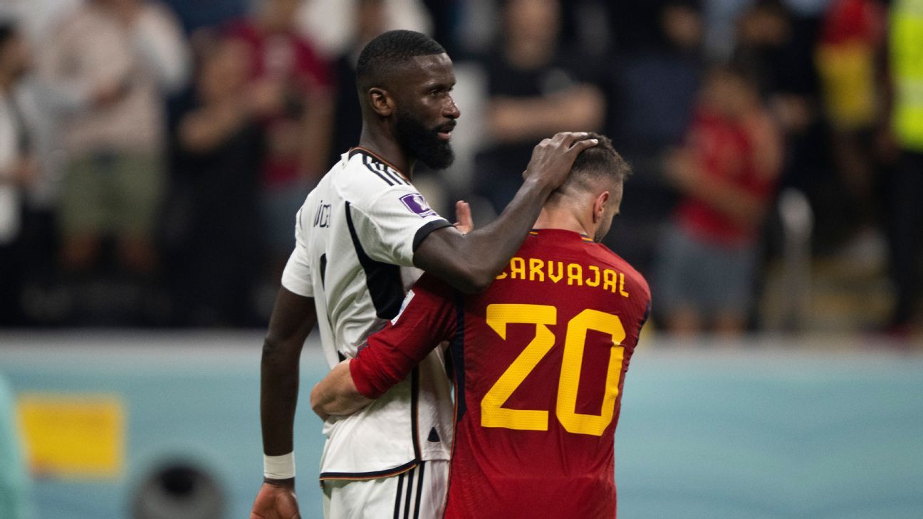 Divertido momento entre compañeros del Real Madrid tras el España-Alemania