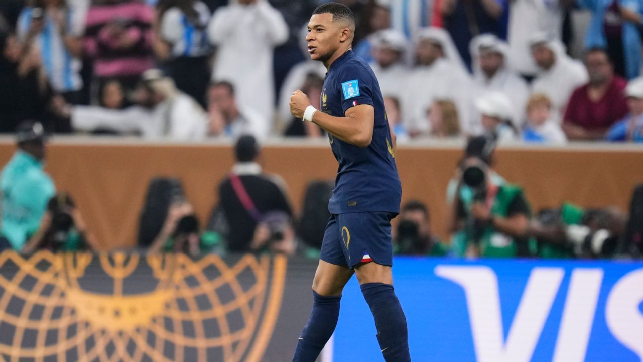 Kylian Mbappe defends Zinedine Zidane after statements by the President of the French Federation