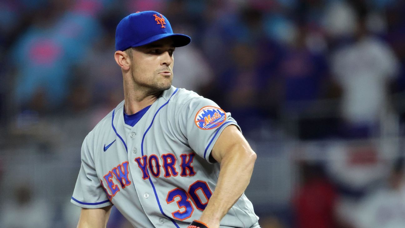 Struggling Mets deal reliever Robertson to Miami