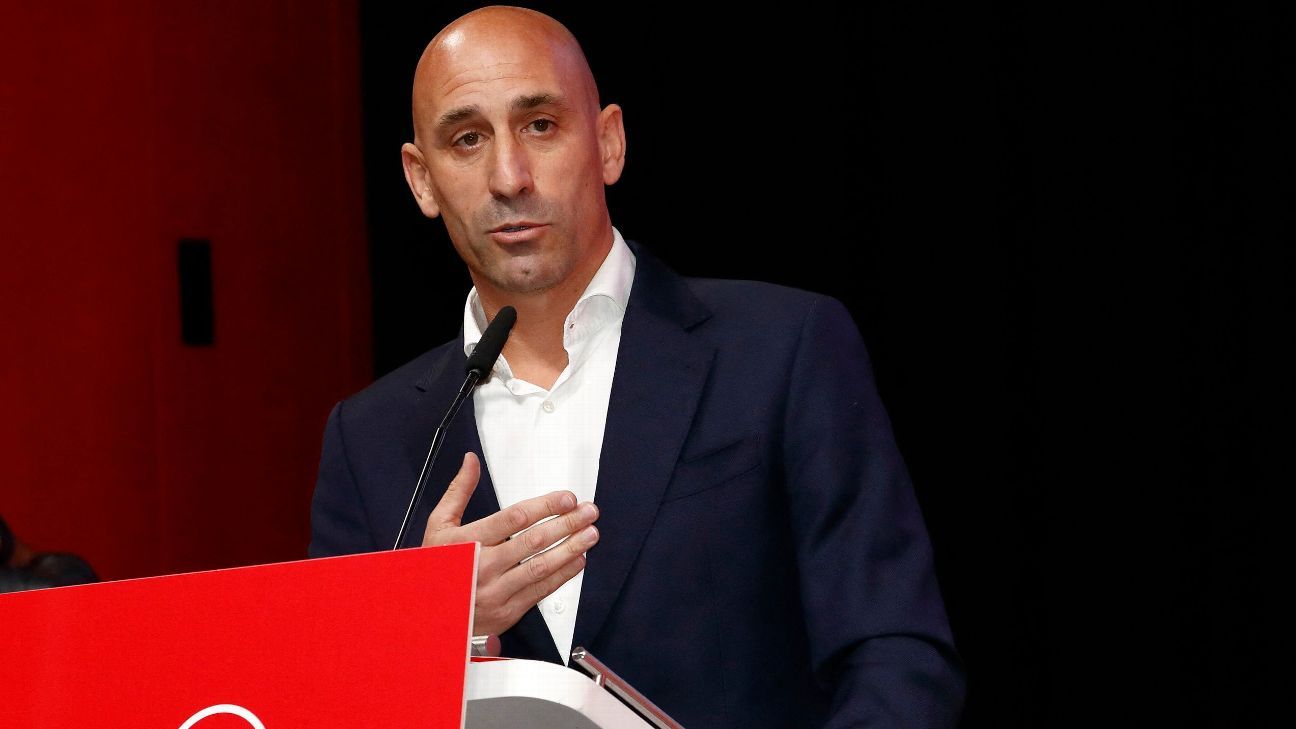 Luis Rubiales to step down as president of Spain