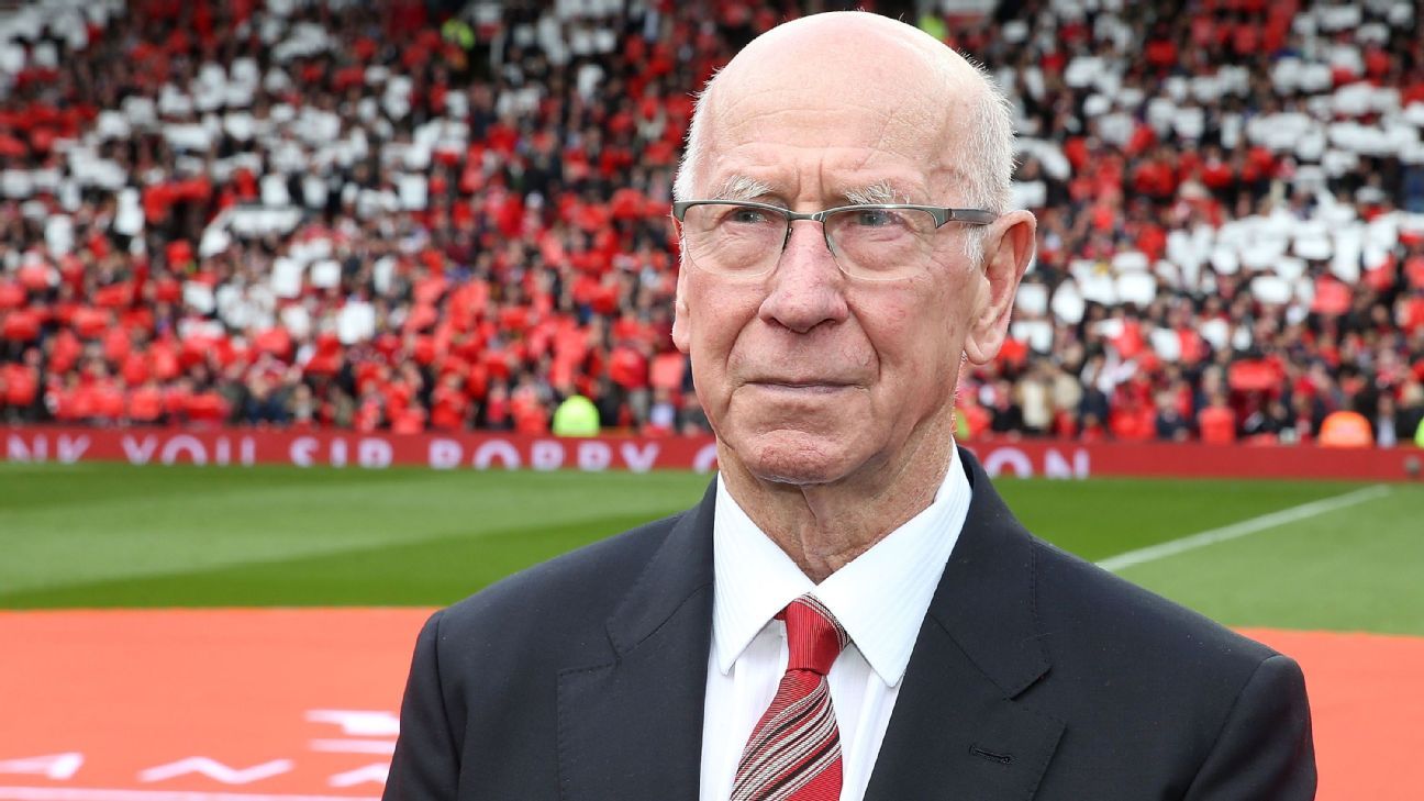 Manchester United legend Sir Bobby Charlton has died at the age of 86
