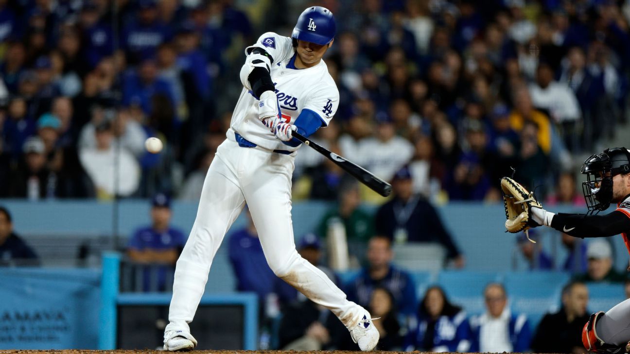 Ohtani ends drought with first Dodgers home run