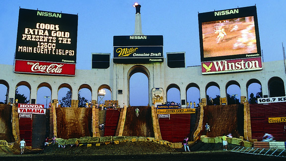 The LA Coliseum's triumphant return of the peristyle jump