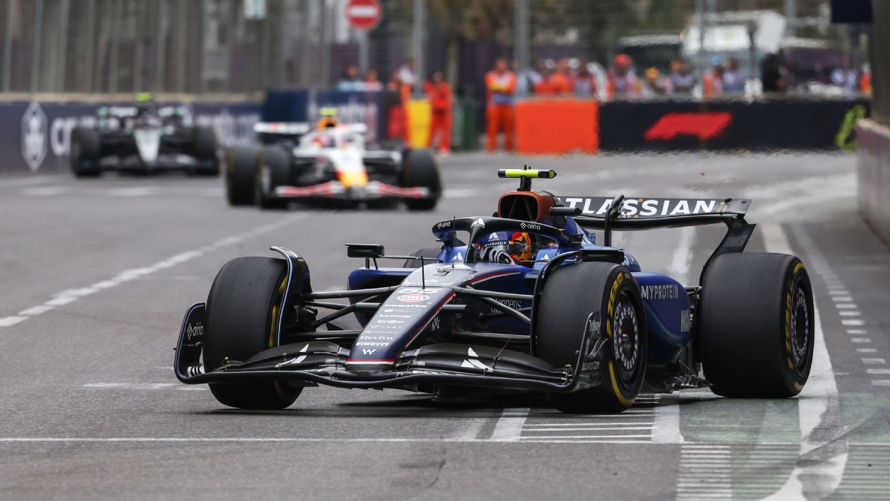 Carlos Sainz in azione durante il Gran Premio dell`Azerbaijan